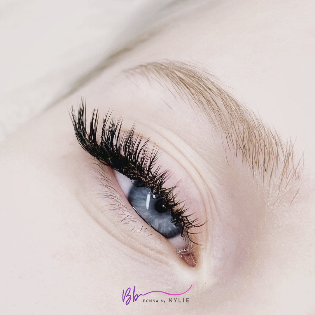 Classic lash russian 8 Academy Training Academy Training