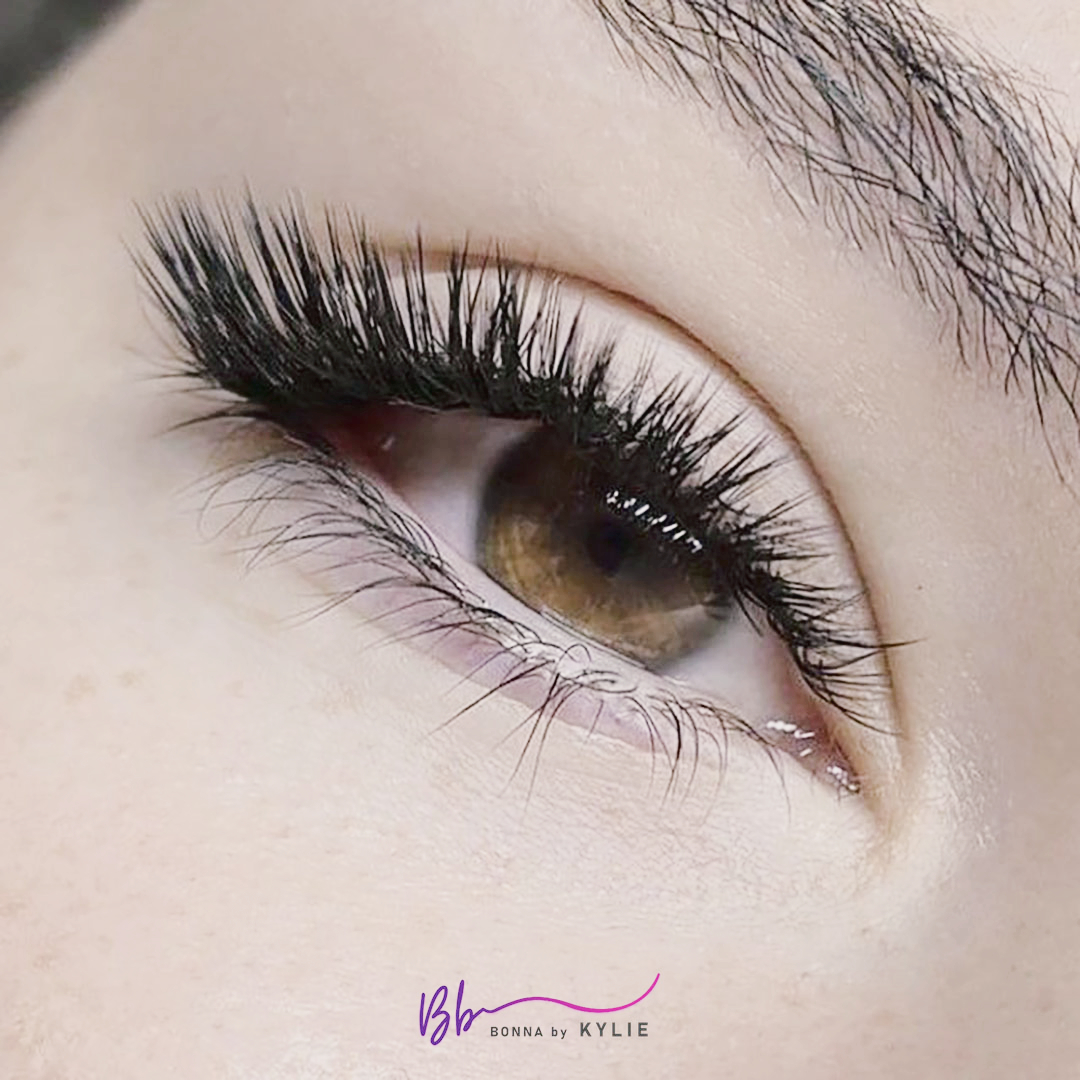 The Benefits of Eyelash Extensions for a Glamorous Look 1 download 1 Eyelash extensions | Academy Training | Question Answer